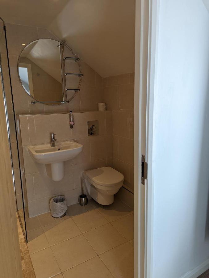 Barley Sheaf, Old Bridge Street En Suite Rooms, Room Only 特鲁罗 外观 照片
