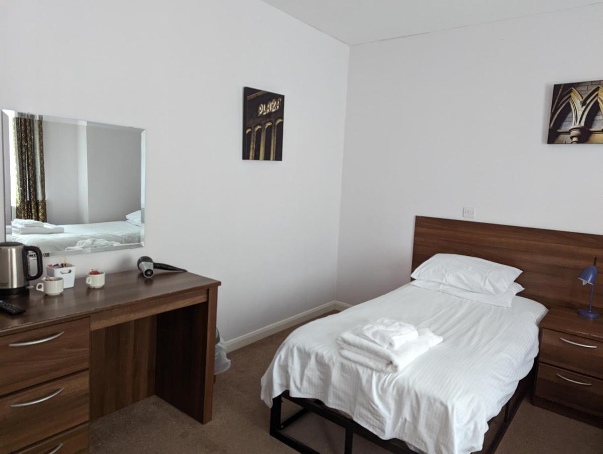 Barley Sheaf, Old Bridge Street En Suite Rooms, Room Only 特鲁罗 外观 照片