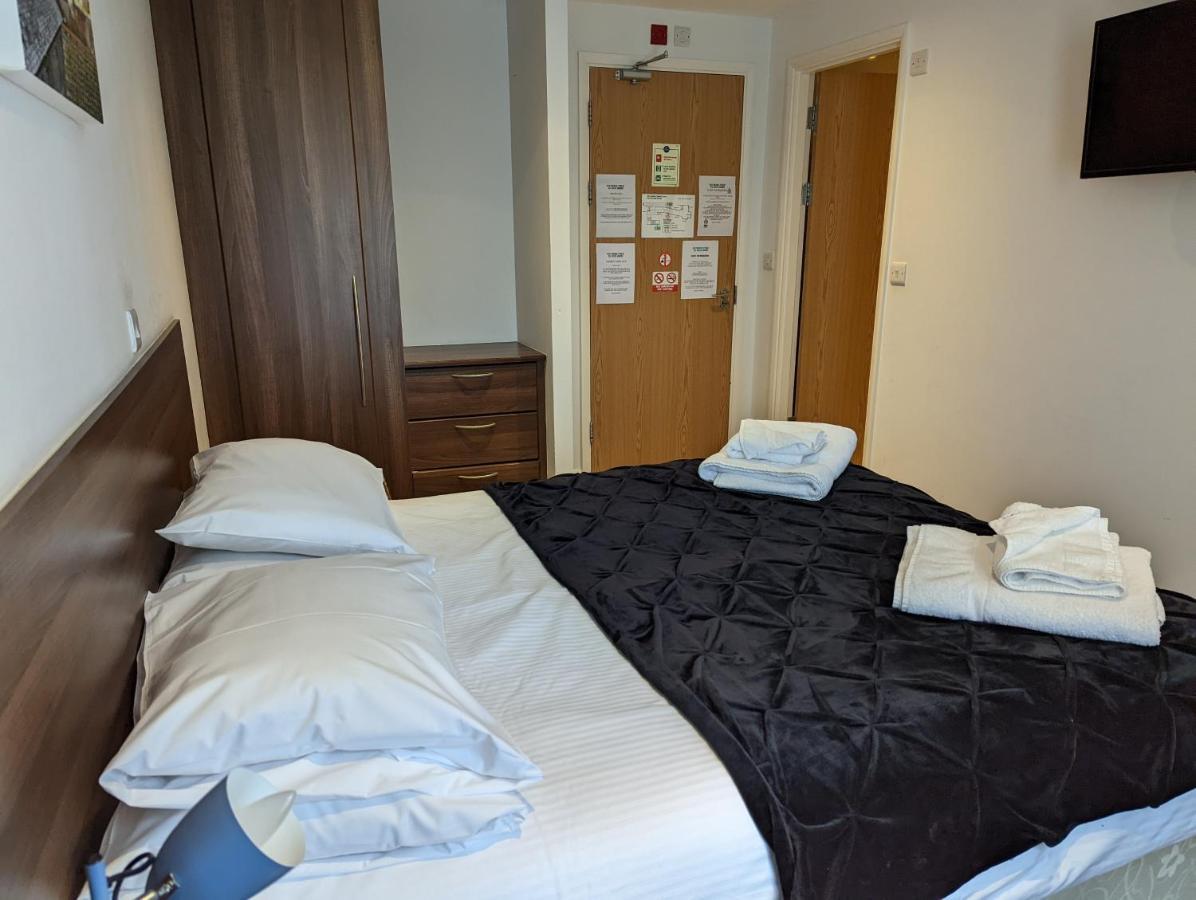 Barley Sheaf, Old Bridge Street En Suite Rooms, Room Only 特鲁罗 外观 照片