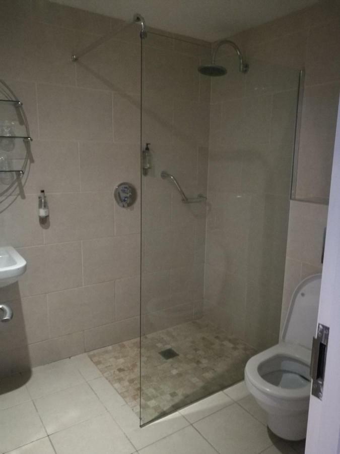 Barley Sheaf, Old Bridge Street En Suite Rooms, Room Only 特鲁罗 外观 照片